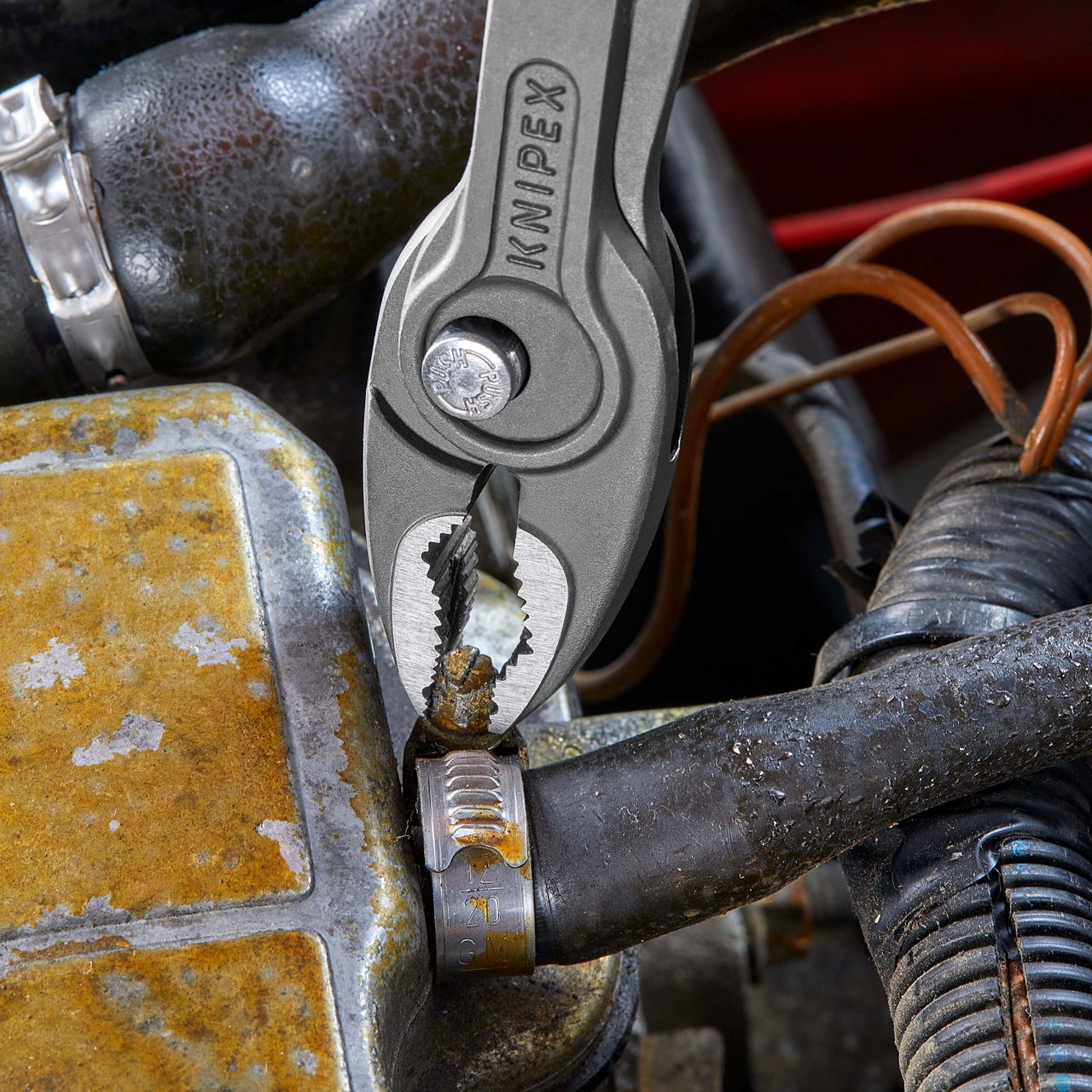 KNIPEX 82 02 200 TwinGrip Front and side gripping pliers with comfort handles grey atramentized 200 mm – Image 3 of 8