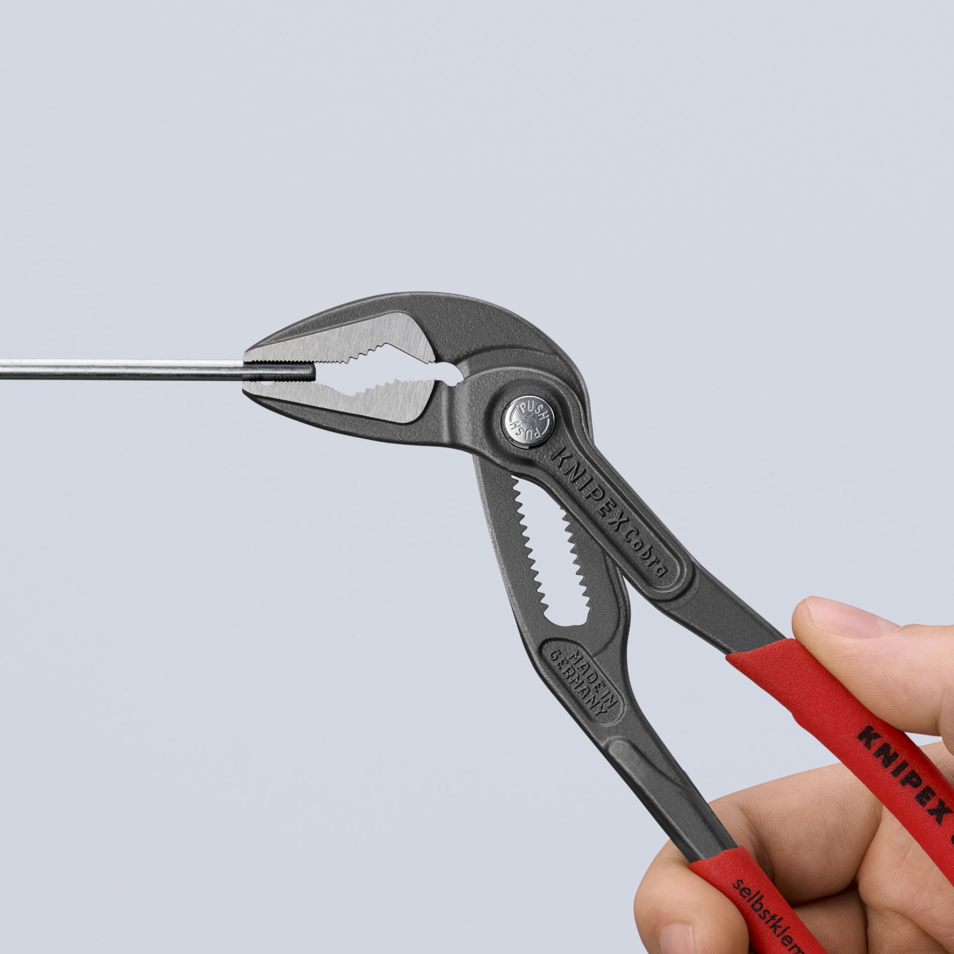KNIPEX 87 51 180 SB Cobra® ES Water Pump Pliers extra-slim with non-slip plastic coating grey atramentized 180 mm – Image 4 of 5