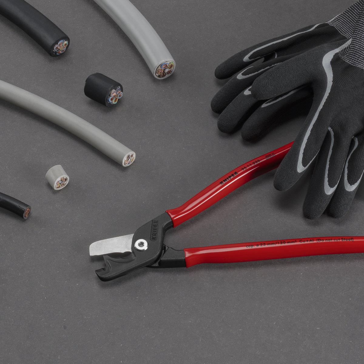 KNIPEX 95 11 225 StepCut® XL Cable shears with step cut with plastic coating burnished 225 mm – Image 4 of 5