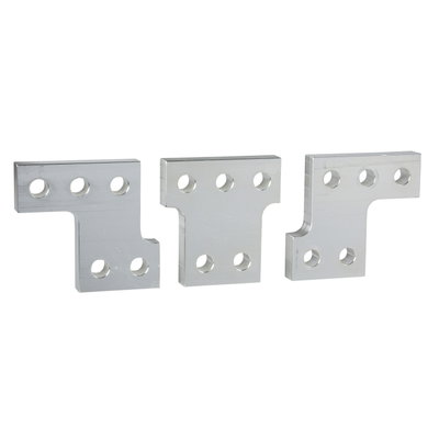 Spreaders 70 mm to 95 mm pitch, flat connection, 3 poles, set of 3 parts