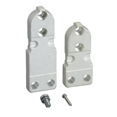 Front connections, 630 A to 1600 A, drawout circuit breaker, bottom mounting, 4 poles