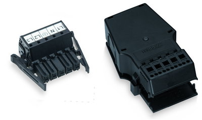Socket with strain relief housing 5-pole black