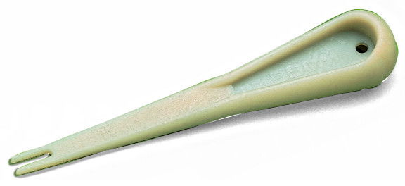 Operating tool for connecting comb-style jumper bar made of insulating material natural
