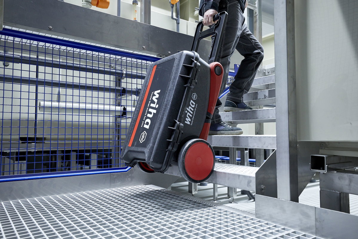 Wiha Tool case XXL 4 trolley electric 80-pcs. (45734) – Image 35 of 38