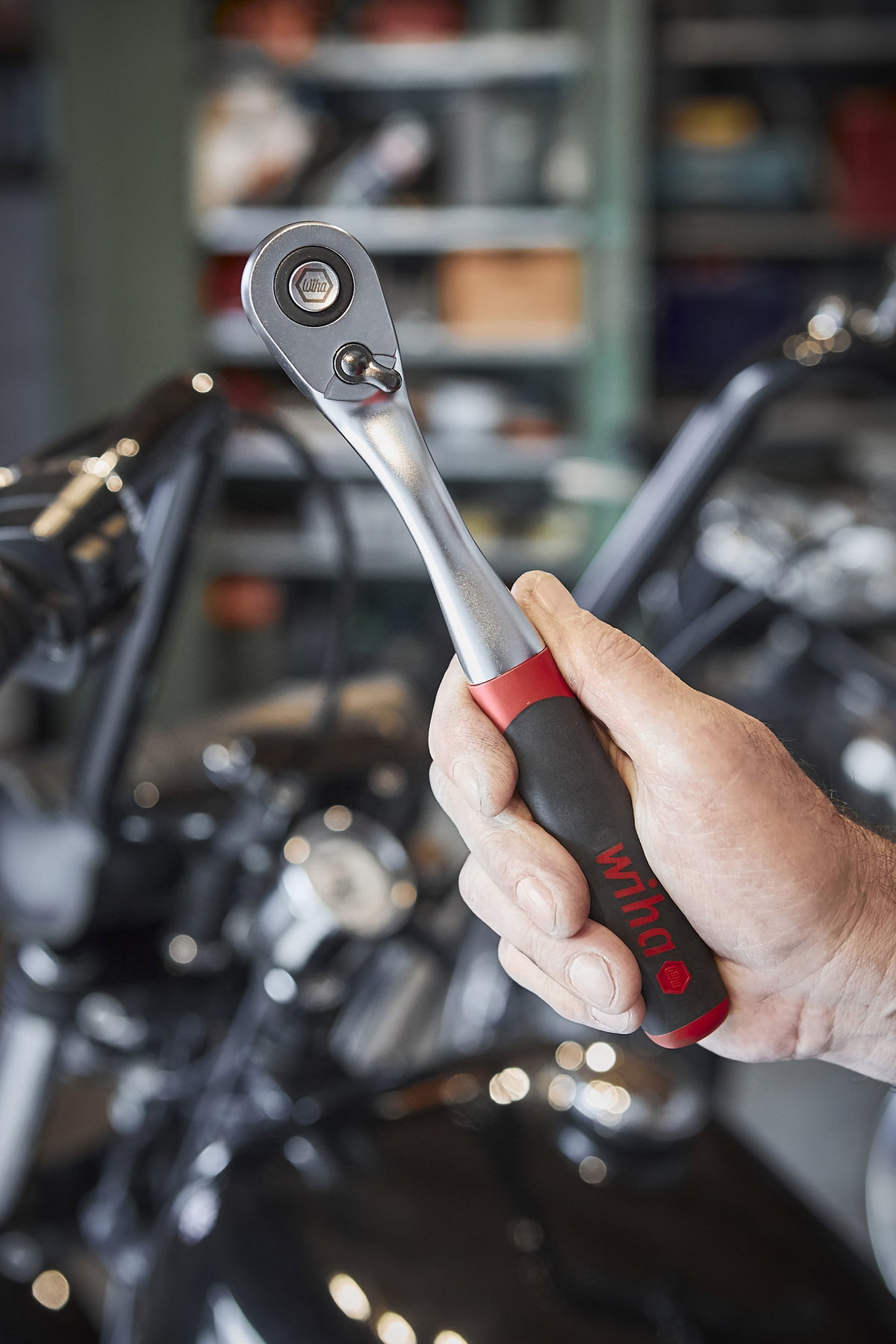 Wiha Reversible ratchet 1/2" with push button and detent retaining ball 250 mm (45627) – Image 8 of 11
