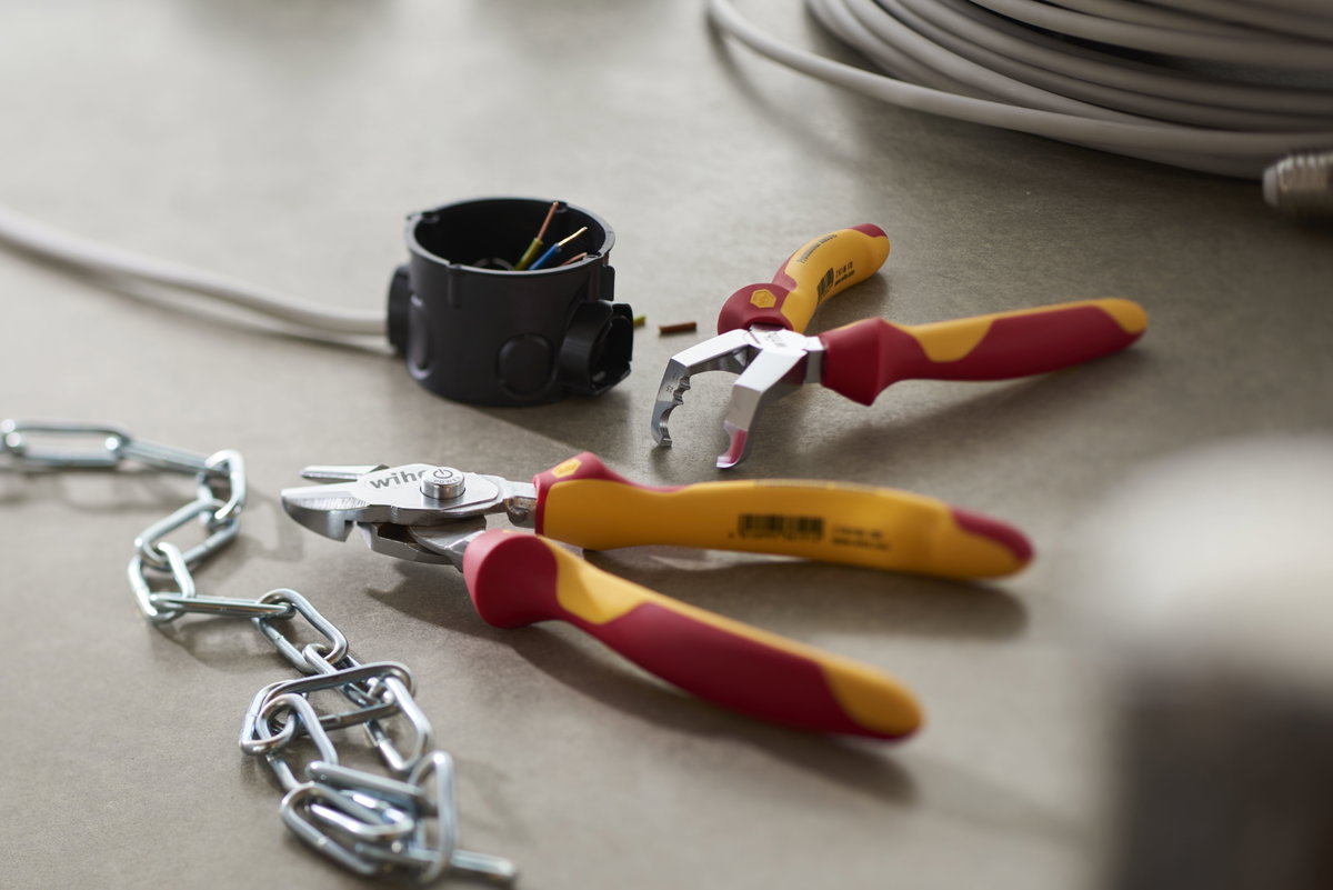 Wiha Installation pliers TriCut Professional electric 170 mm, 7" (38552) – Image 2 of 15