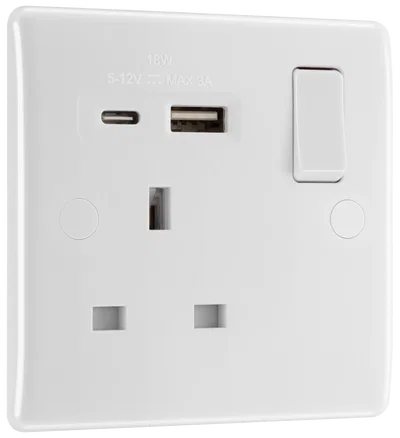 821UAC18-01
