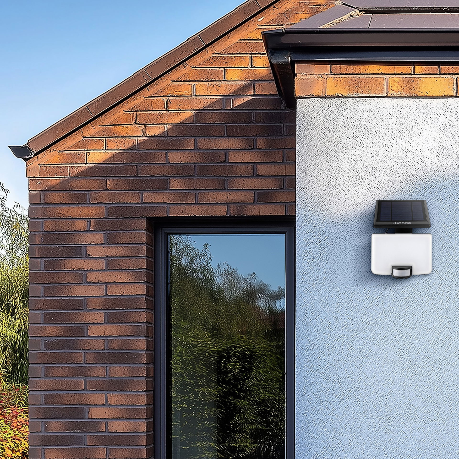 Solar floodlight with detachable solar panel 1500 lumens